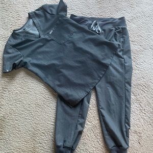 GRAPHITE FIGS TOP AND PANTS